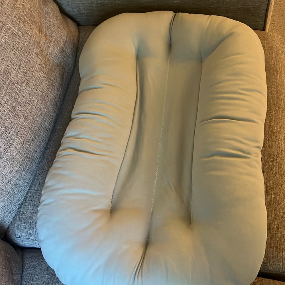 Snuggle Me Organic Infant Lounger